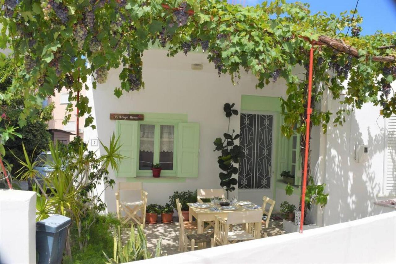 Village Home In Paradeísion Exterior foto